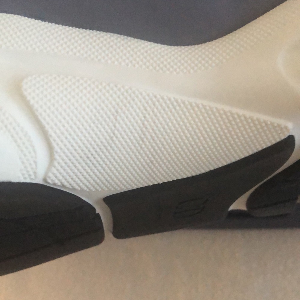 Dior B22 Sneaker White and Blue Technical Mesh and Gray Calfskin - Picture 13 of 16